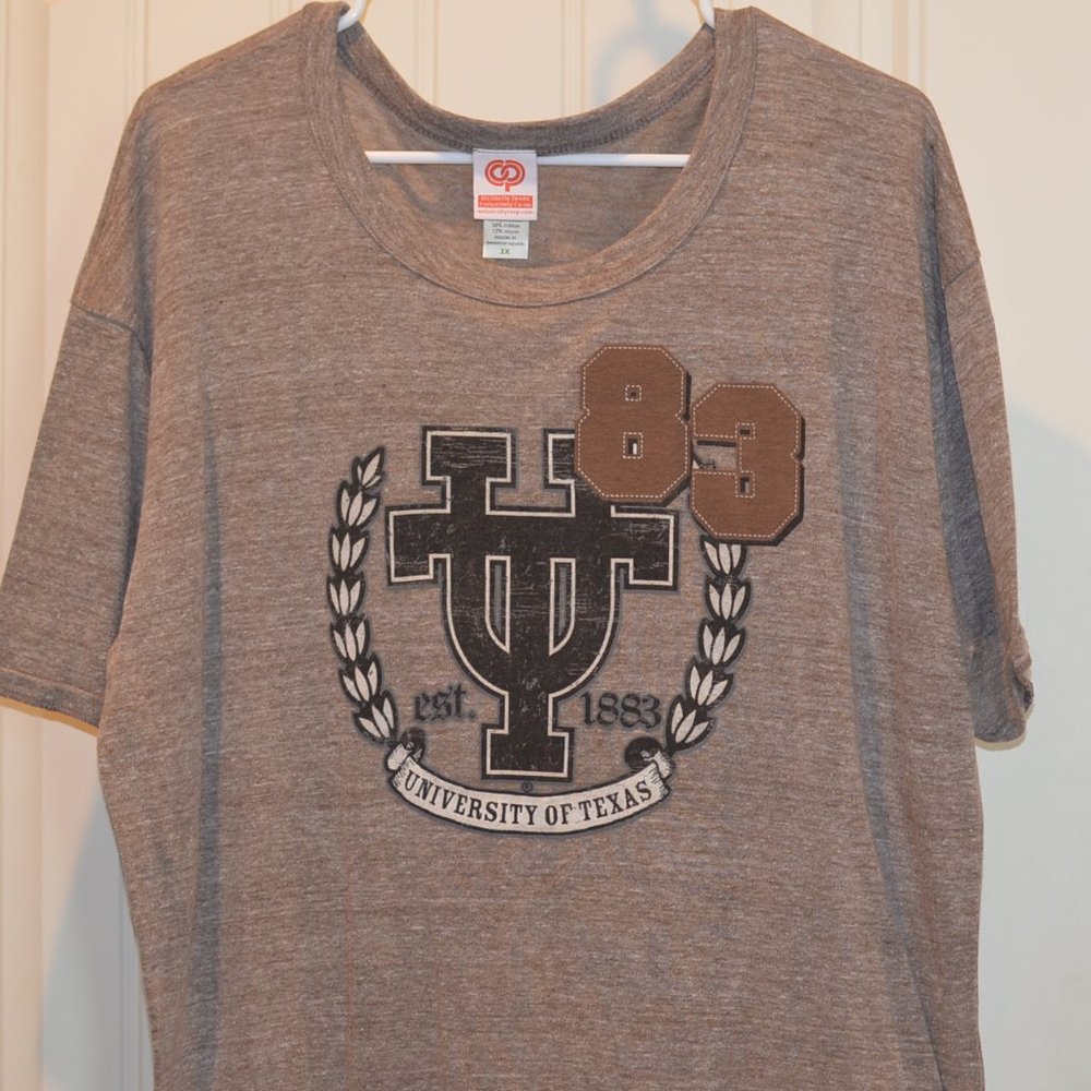 University of Texas Longhorn t shirt